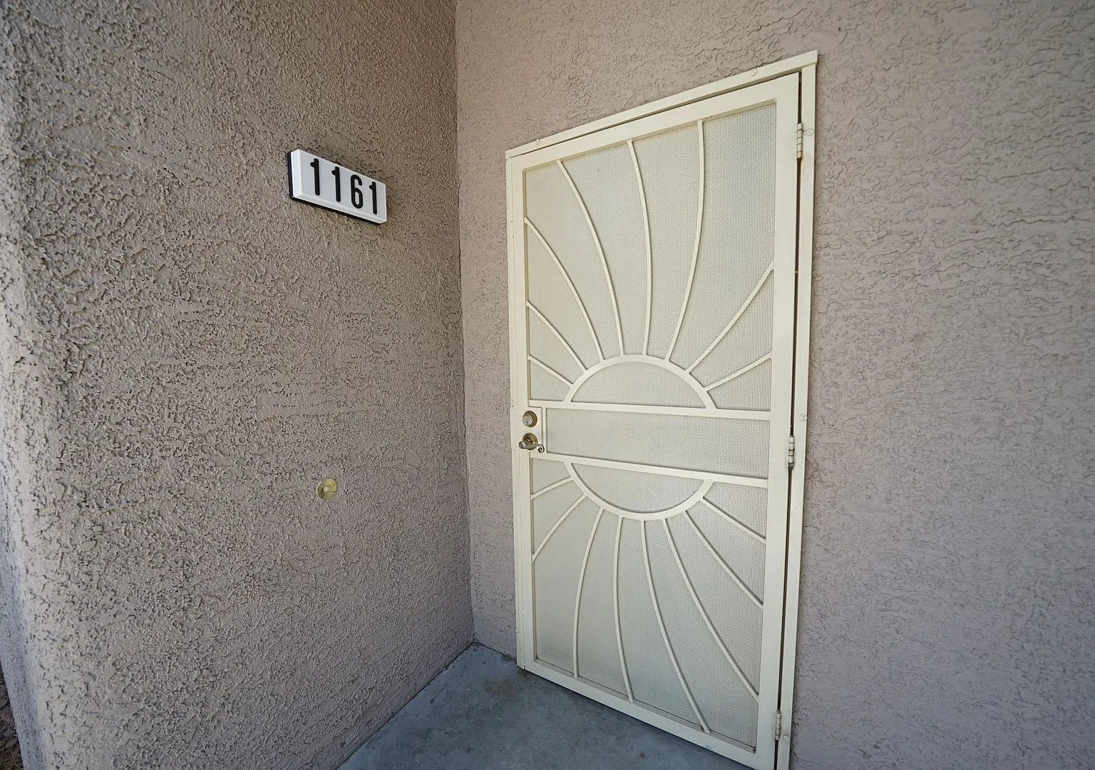 No Showings Until 7/18/2024 — Photo 3