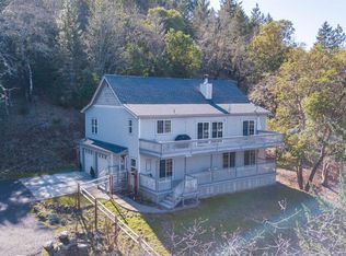 334 Andesite Dr, Jacksonville, OR 97530