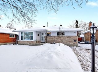 2089 Bangor St, Ottawa, ON K1G 2X6
