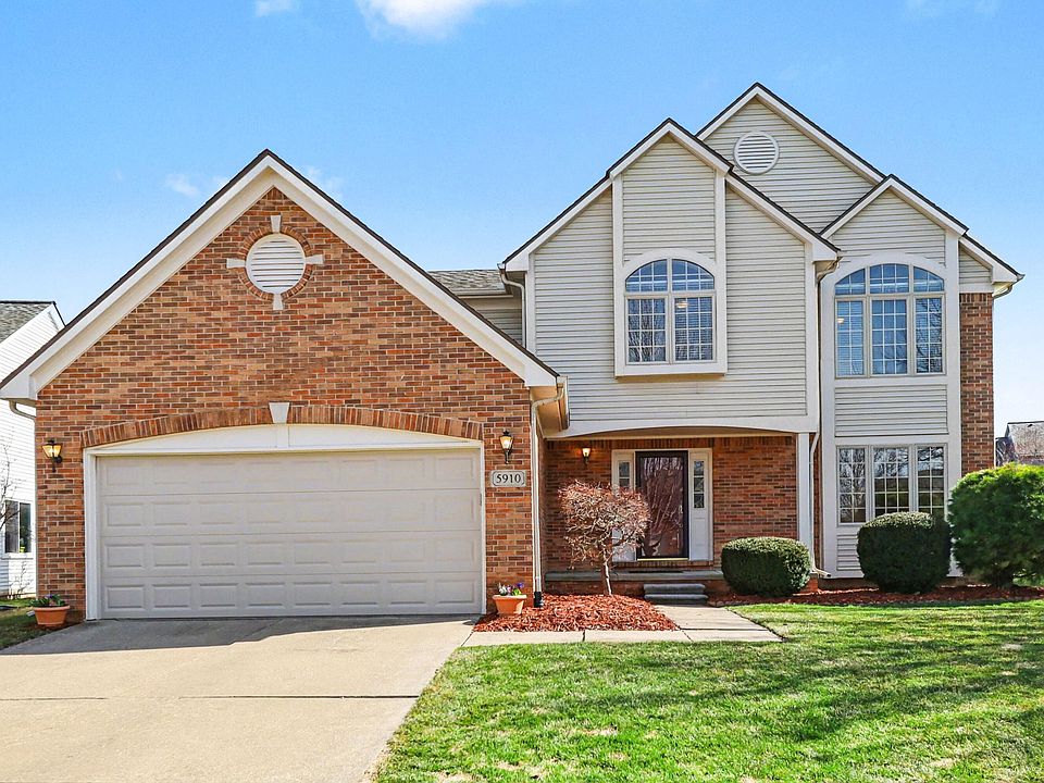 1st image of 5910 Cedar Ridge Dr