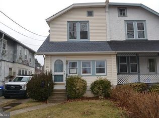 631 10th Ave, Prospect Park, PA 19076