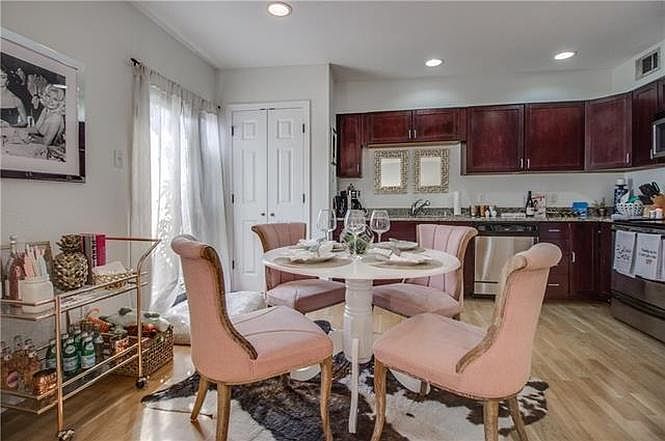 2nd image of 2722 Knight St APT 314