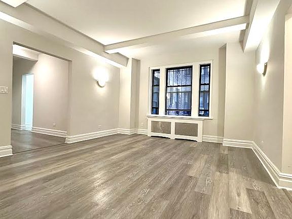 2nd image of 225 W 106th St APT 2D