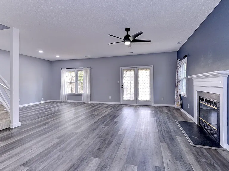 1596 Willow Cv — Photo 26