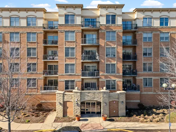 9530 Cook Ave Unit 211, Oak Lawn, IL 60453