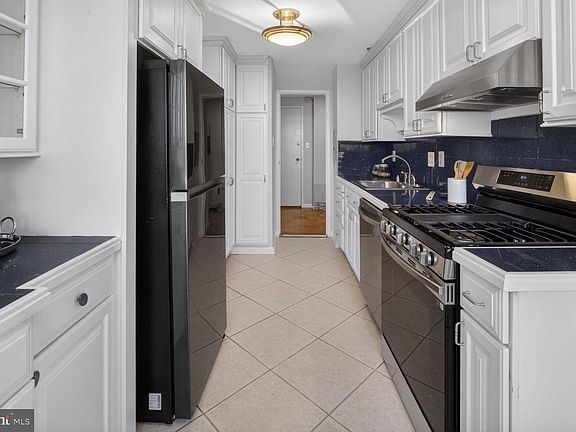 5th image of 10500 Rockville Pike Unit 1624