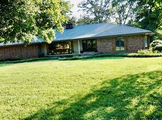 305 Edgewood Dr, Hopkinsville, KY 42240