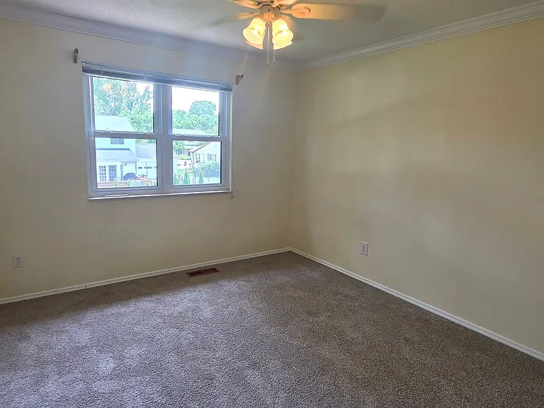 11864 Featherwood Dr — Photo 17