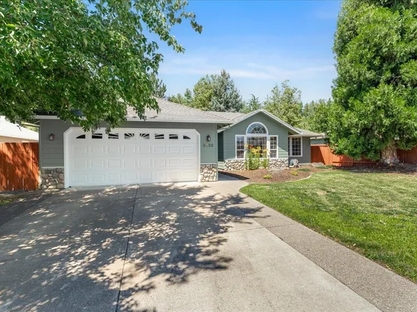 3533 Alderwood Dr, Medford, OR 97504