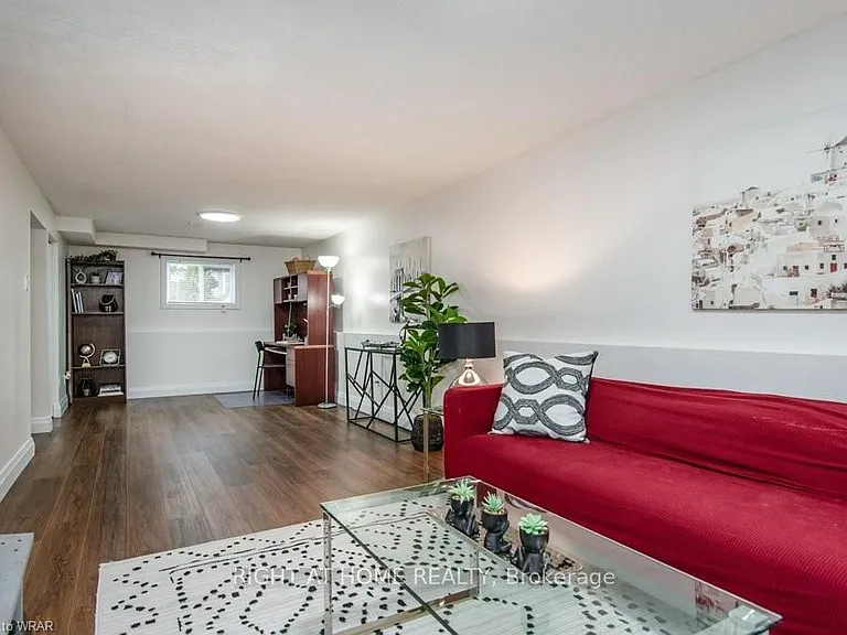 554 Halberstadt Cir — Photo 30