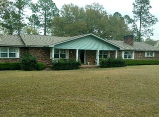 203 Oglethorpe Rd, Bainbridge, GA 39817