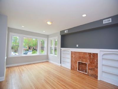 1st image of 3719 N Sawyer Ave #1