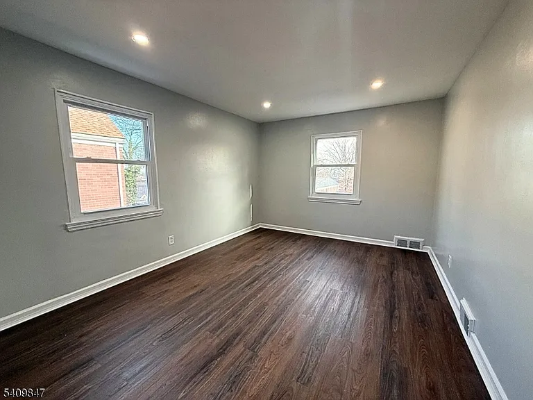 168 Tuxedo Pkwy #2 — Photo 6
