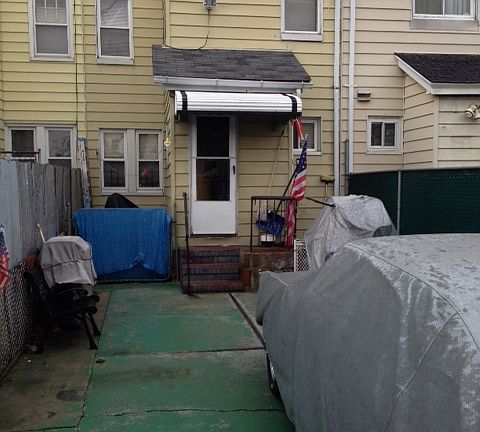 3rd image of 12122 95th Ave