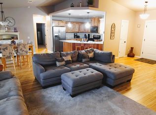 1003 SE Grandview Ave, Grants Pass, OR 97527