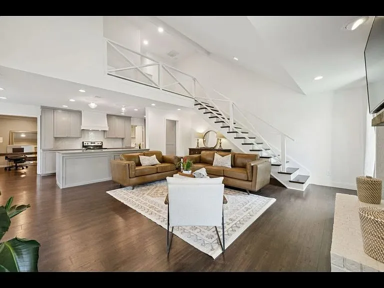 9346 Highedge Cir — Photo 7