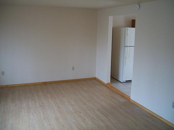 109 Stonecrest Lane, Butler, Pa for rent. 724-712-9272