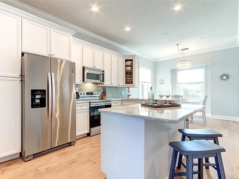 120 Brightwater Dr #6 — Photo 4
