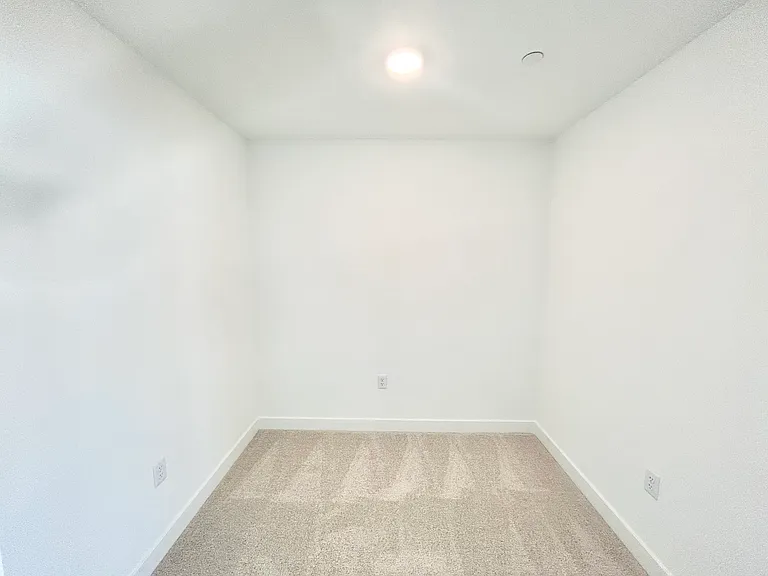 339 Glass Beach Dr — Photo 19