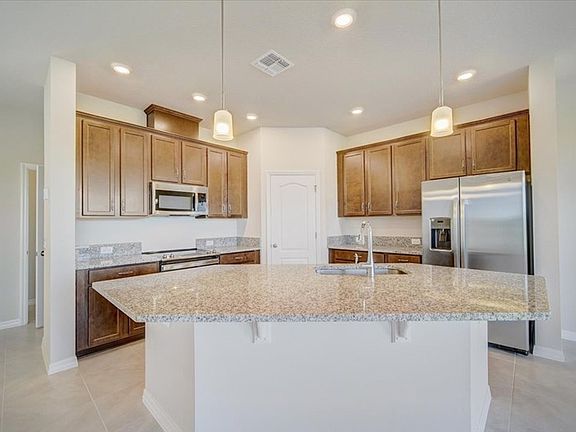 The Chatmire II - Kitchen