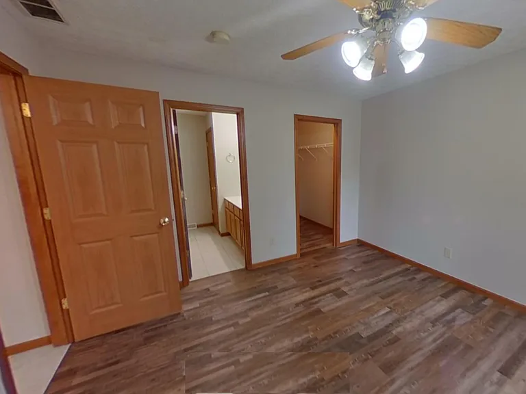 3915 Ledyard St — Photo 8