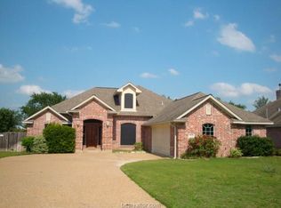 2045 Ravenstone Loop, College Station, TX 77845
