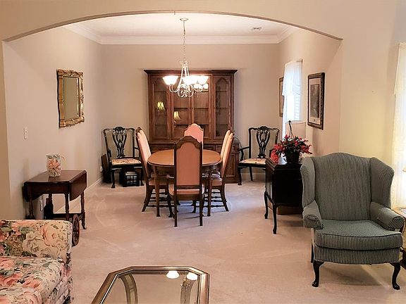 4th image of 122 Wyndsong Pl