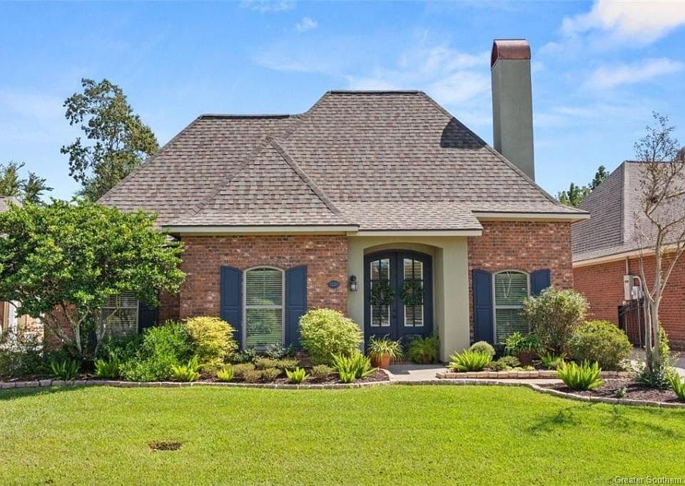 1st image of 2225 Lacache Dr