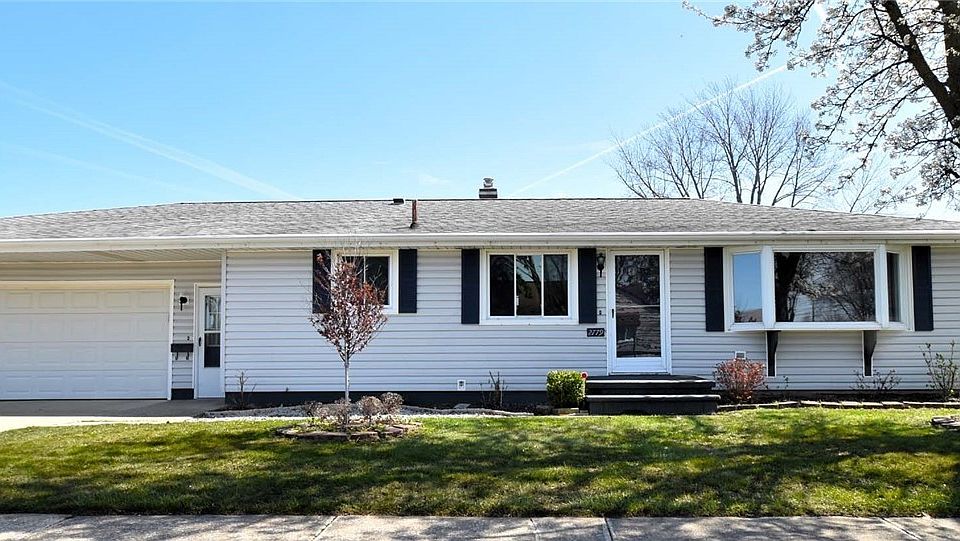 2779 Utica Ave, Lorain, OH 44052 | Zillow