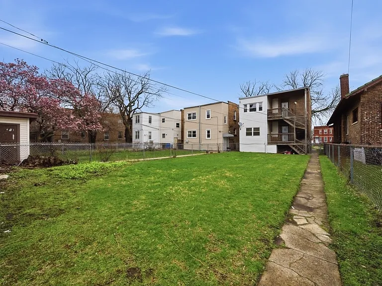 7212 S Indiana Ave #1 — Photo 8