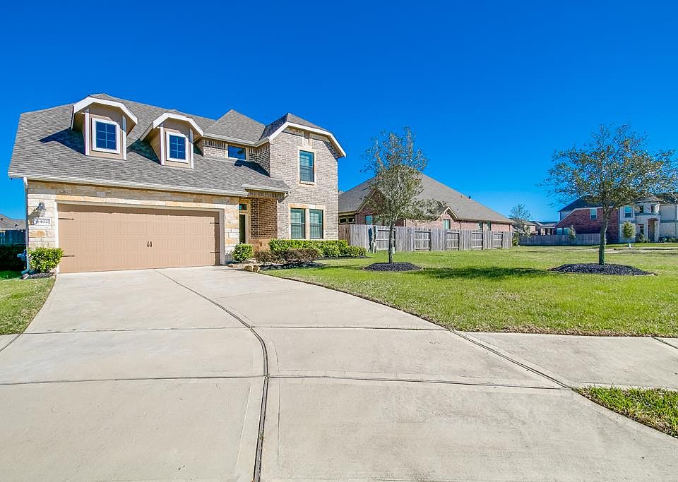 1st image of 5402 Drumlin Field Way