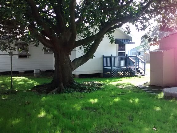 4th image of 1060 Avenue D
