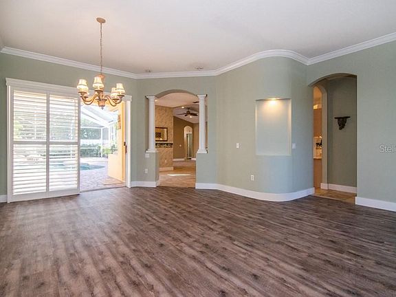 5th image of 12542 Leatherleaf Dr