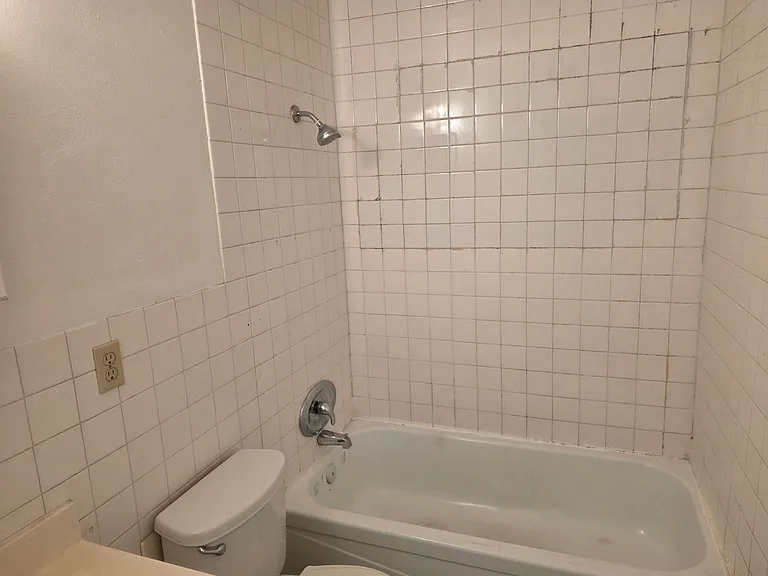 2904 Bassler St — Photo 15