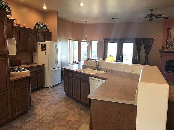 2nd image of 69 Camino De Viento Rd