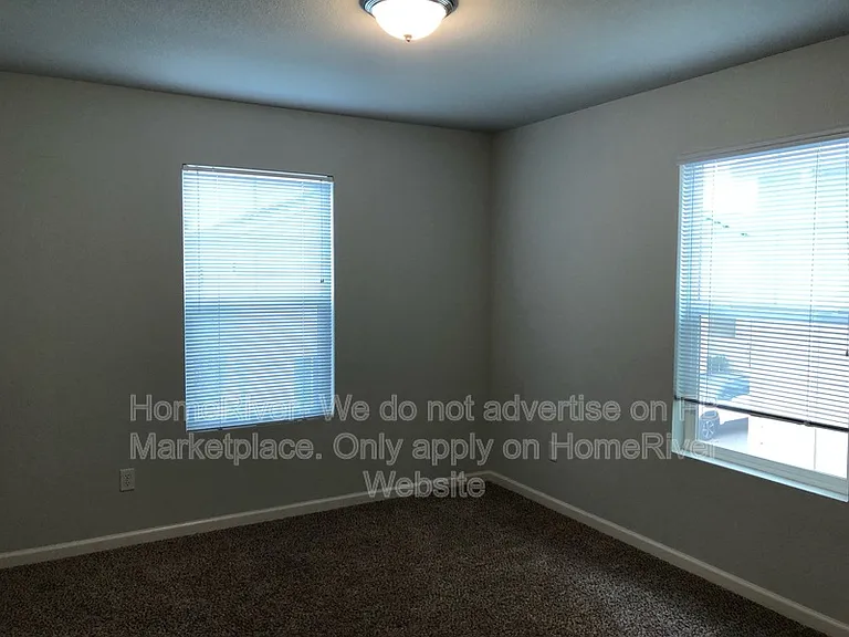 8138 Laurel Willow Ln — Photo 10