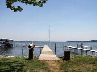 2507 Middleton Beach Rd, Middleton, WI 53562