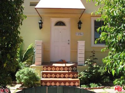 1256 Chelsea Ave, Santa Monica, CA, 90404