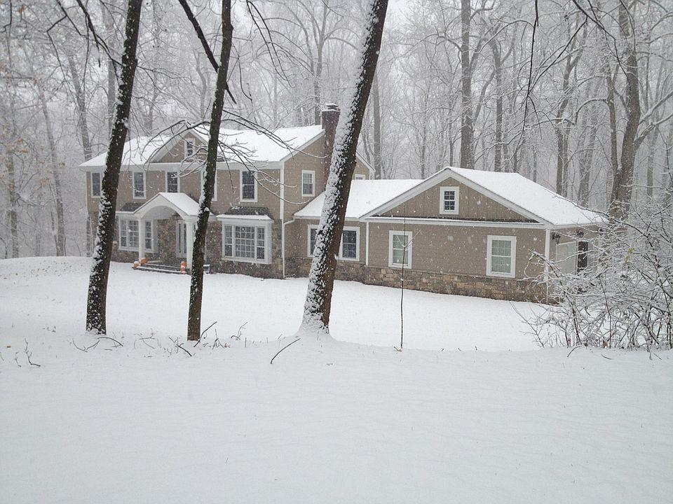 2nd image of 4054 Tinker Hill Rd