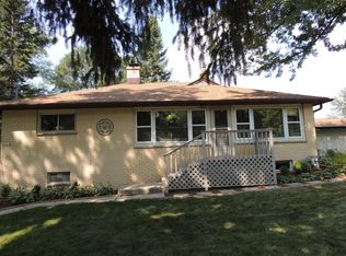 3543 Lake Dr, Hartford, WI 53027