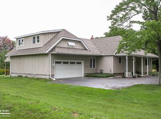 4108 Pine Grove Ave, Fort Gratiot, MI 48059