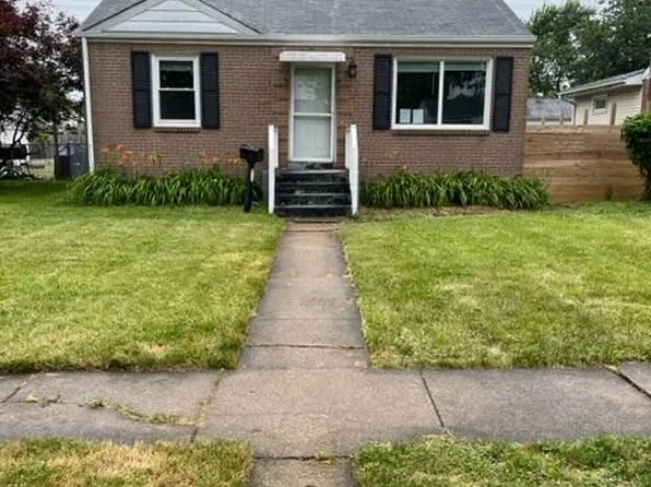 336 N California St, Hobart, IN 46342