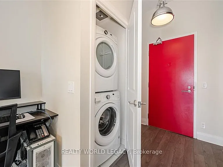 17 Zorra St #2407 — Photo 15