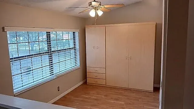 106 Freedom Ct — Photo 9