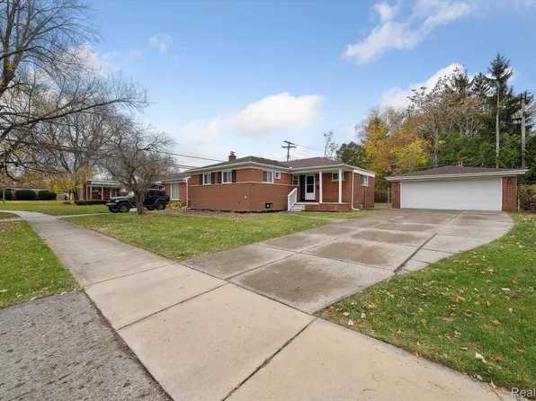 9349 Kinloch, Redford, MI 48239