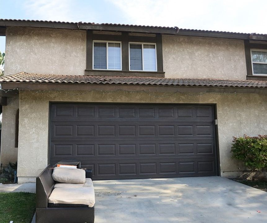 1st image of 809 Rosewood Dr