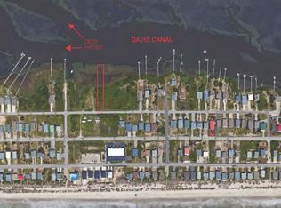 272O W Pelican Dr, Oak Island, NC 28465