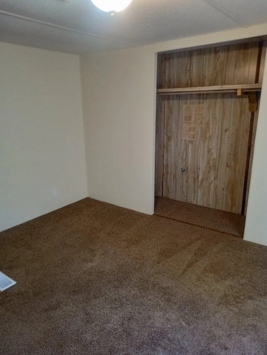 2 bed, $800 — Photo 4