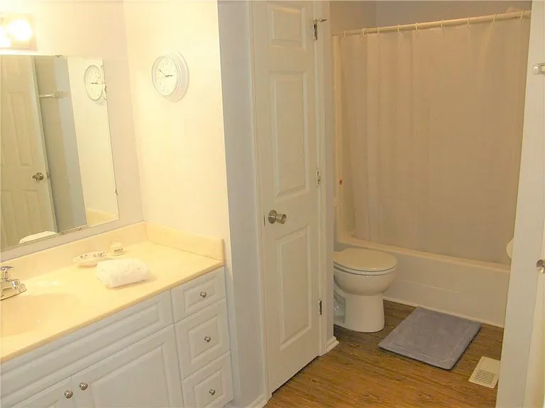 1140 Paradise Ct — Photo 13