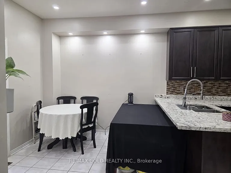 69 Personna Cir — Photo 17